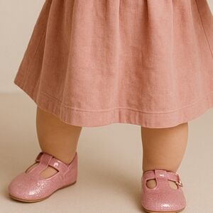 A Bear Co Toddler Size‎ 3 Color Change Pink Smooth Glitter T-Straps Girls